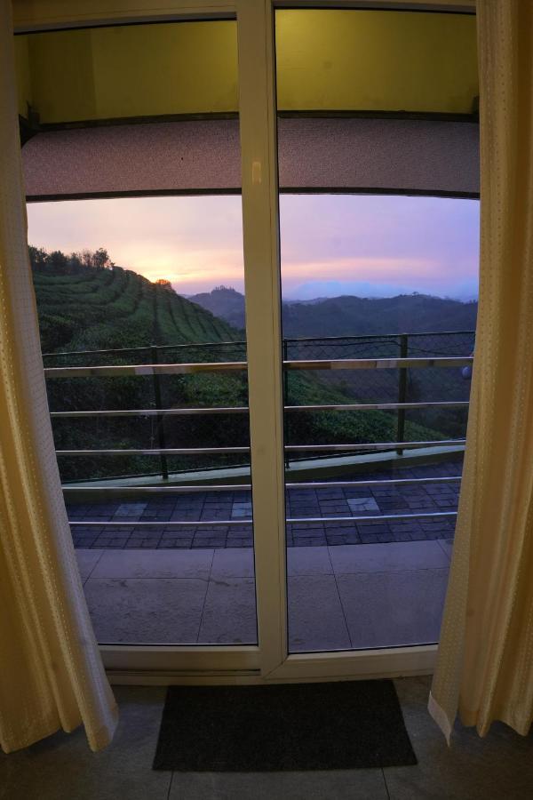 Vaga Mist Resort Vagamon Idukki Exterior photo